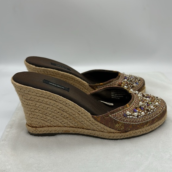 Xhilaration Vintage Wedge Beaded Brocade Fabric women’s size 6 1/2 - Picture 2 of 12